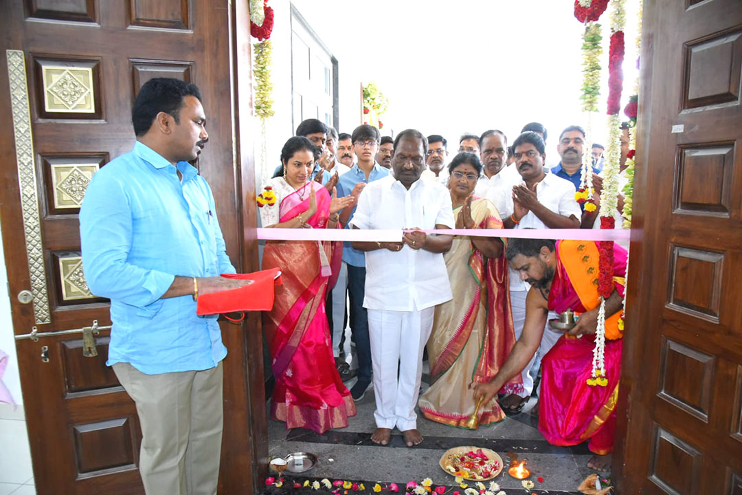 Telangana Ministers Sign On Various Governament Documents At Br Ambedkar Secretariat Photos (10)