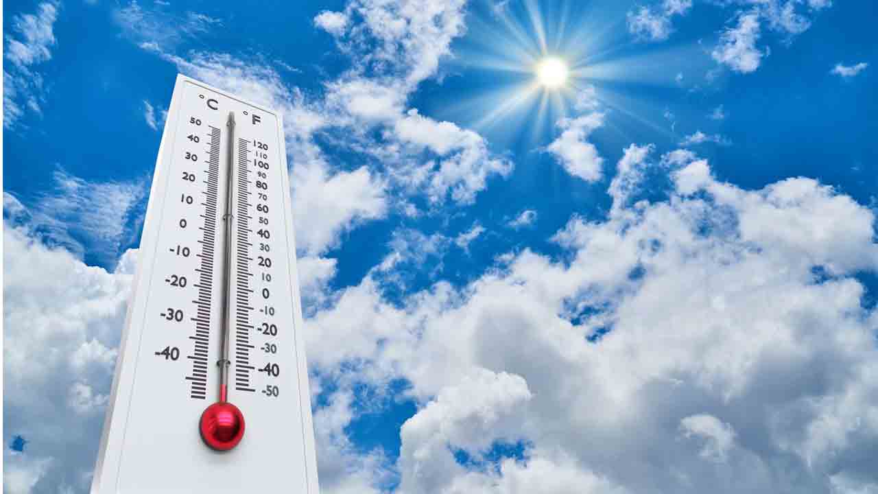 Temperatures | రాష్ట్రంలో స్వల్పంగా తగ్గనున్న ఉష్ణోగ్రతలు : హైదరాబాద్‌ వాతావరణ కేంద్రం