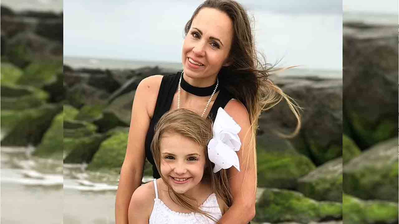 Tiffany Smith | ఆమె మమ్మల్ని లైంగికంగా వేధించారు.. అమెరికా యూట్యూబర్‌ తల్లిపై 11 మంది ఫిర్యాదు