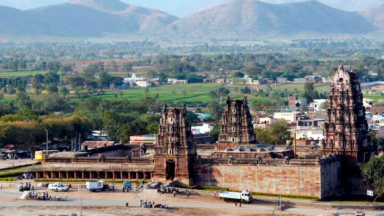 Vontimitta | వెన్నెల కాంతుల్లో ఒంటిమిట్ట కోదండరాముడి కల్యాణోత్సవం