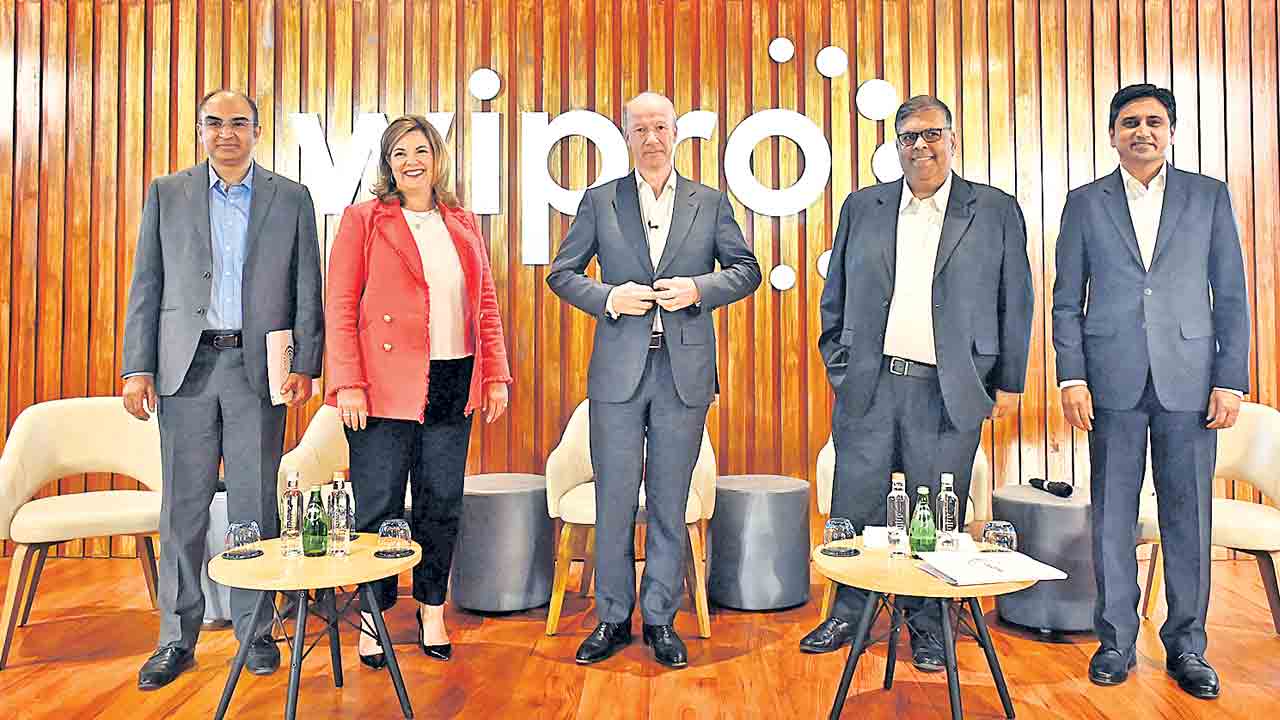 విప్రో లాభం 3,074 కోట్లు