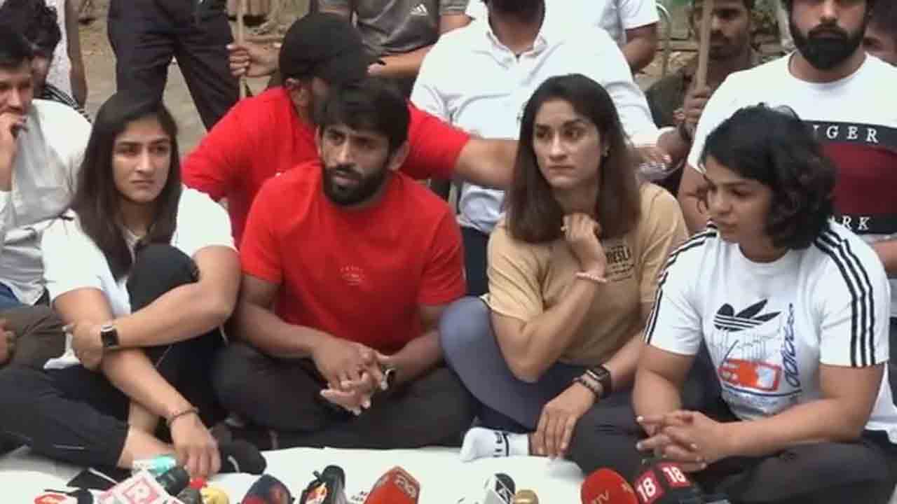 Wrestlers Protest | మళ్లీ నిరసనకు దిగిన టాప్ రెజ్లర్లు.. ఫెడరేషన్‌ చీఫ్‌ లైంగిక వేధింపులపై మరోసారి ఫిర్యాదు