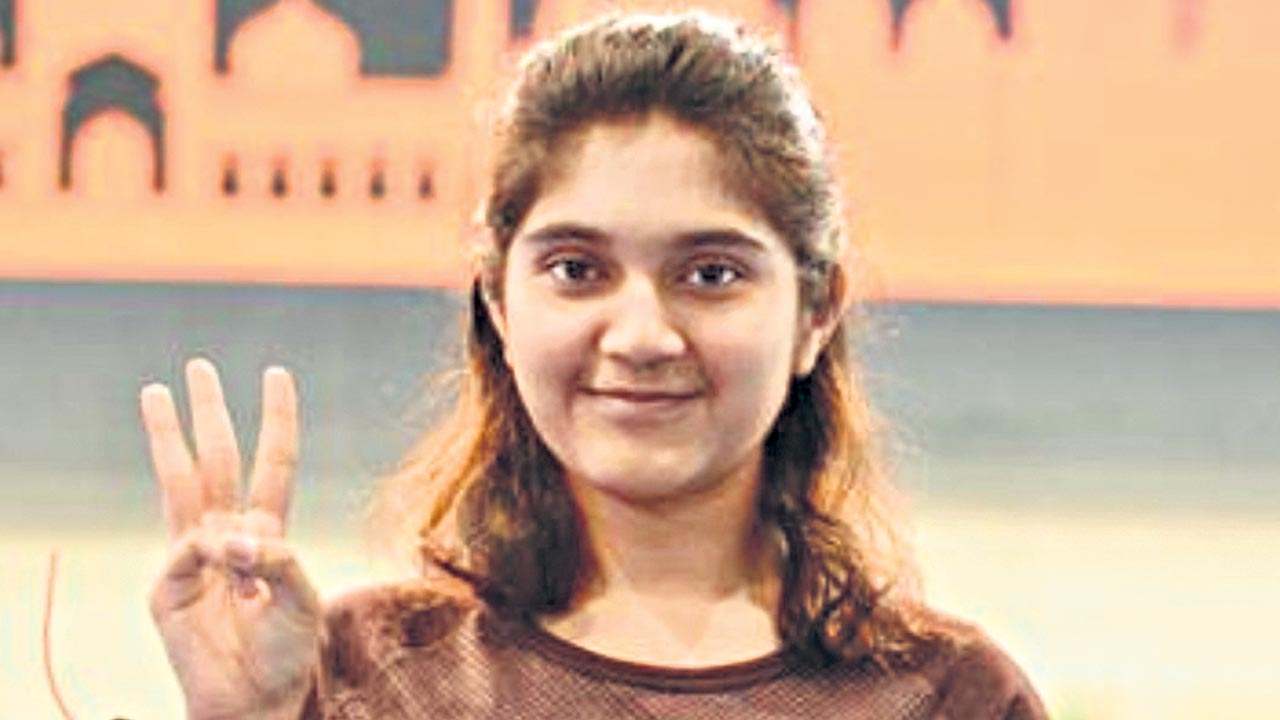 భారత షూటింగ్‌ టీమ్‌లో ఇషాసింగ్‌