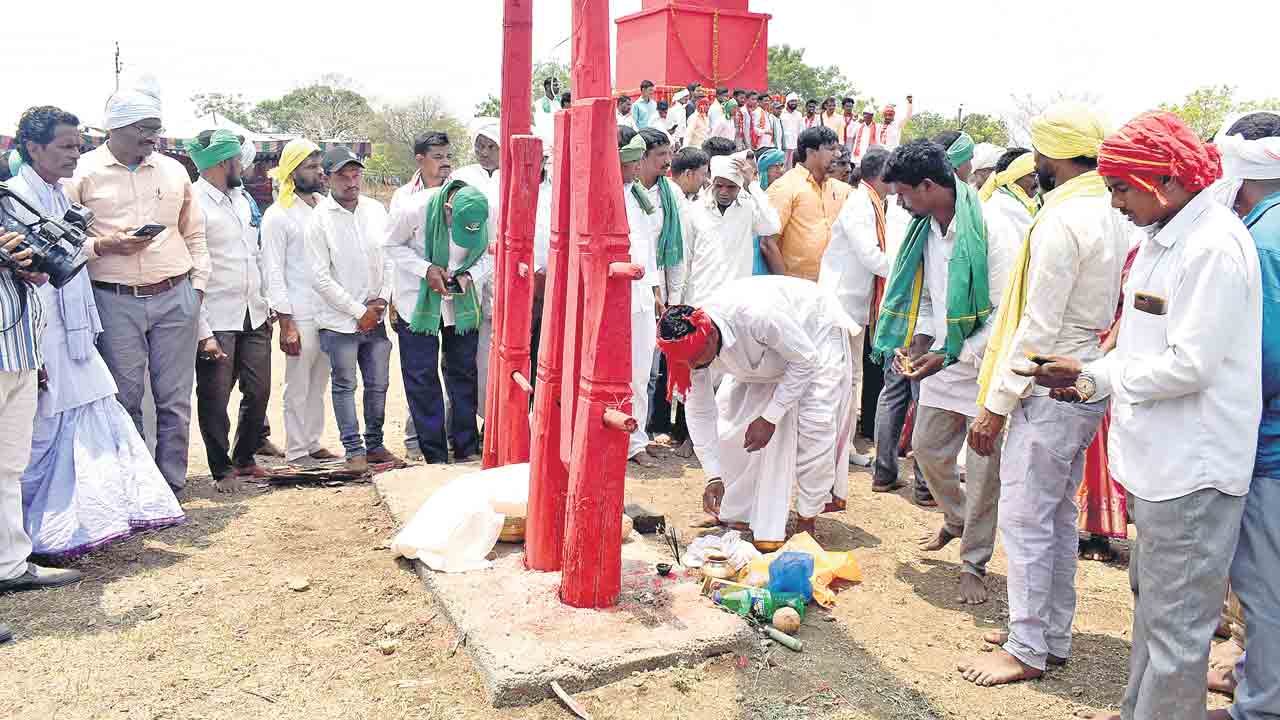 స్వేచ్ఛగా నివాళి