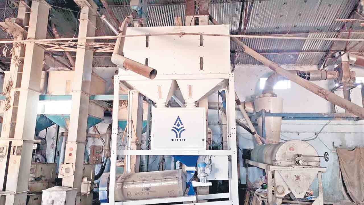 పేదలకు పోషక బియ్యం