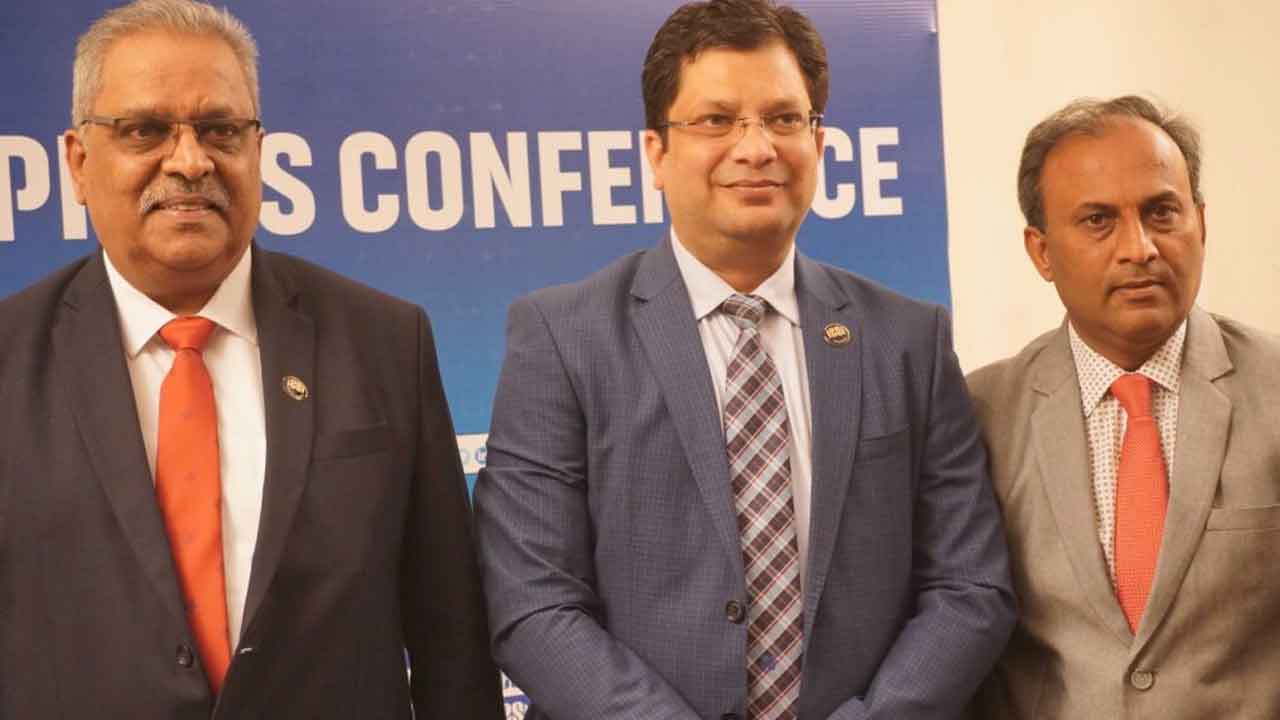 హైదరాబాద్‌లో ఏడీఆర్‌ సెంటర్‌