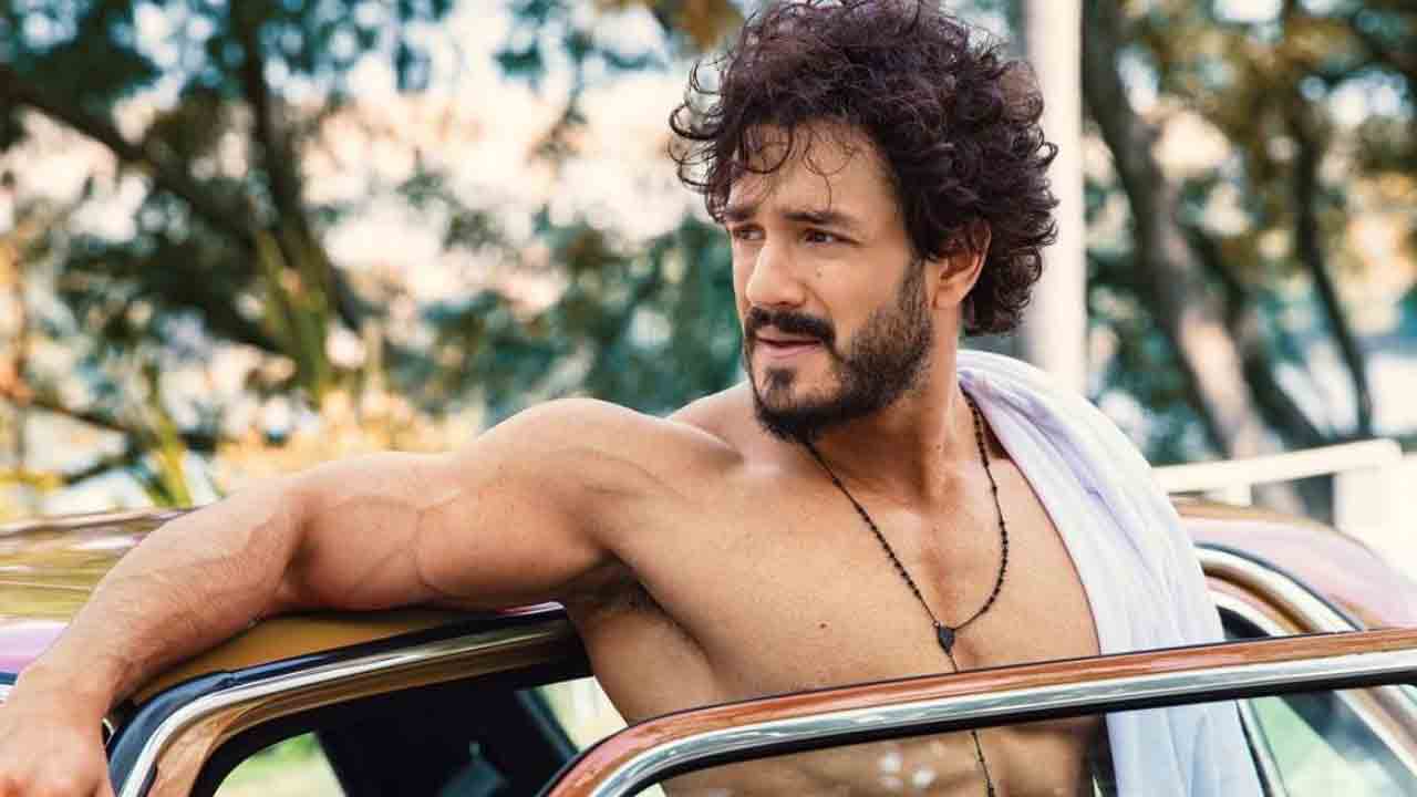 Akhil New Movie | మిస్టీరియస్ థ్రిల్లర్‌లో అఖిల్.. స్టొరీ లైన్ ఇదే.!