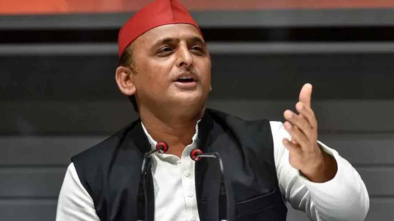ప్రజలు అధికార మార్పు కోరుకుంటున్నారు: అఖిలేశ్‌