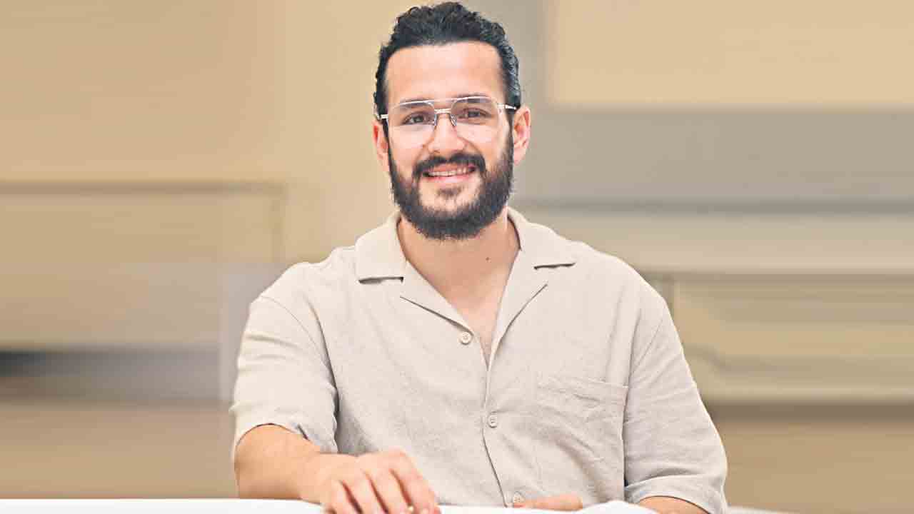 Akhil Akkineni |  స్వీయ ప్రతిభనే నమ్ముకోవాలి.. ఘనమైన వారసత్వం అవకాశాల్ని తెచ్చిపెడుతుందేమో కానీ విజయాలను కాదు..