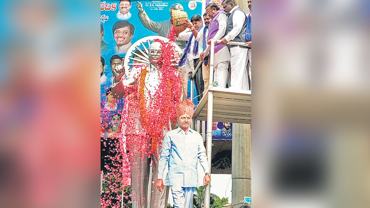 బొడ్రాయిలా అంబేద్కర్‌ విగ్రహం