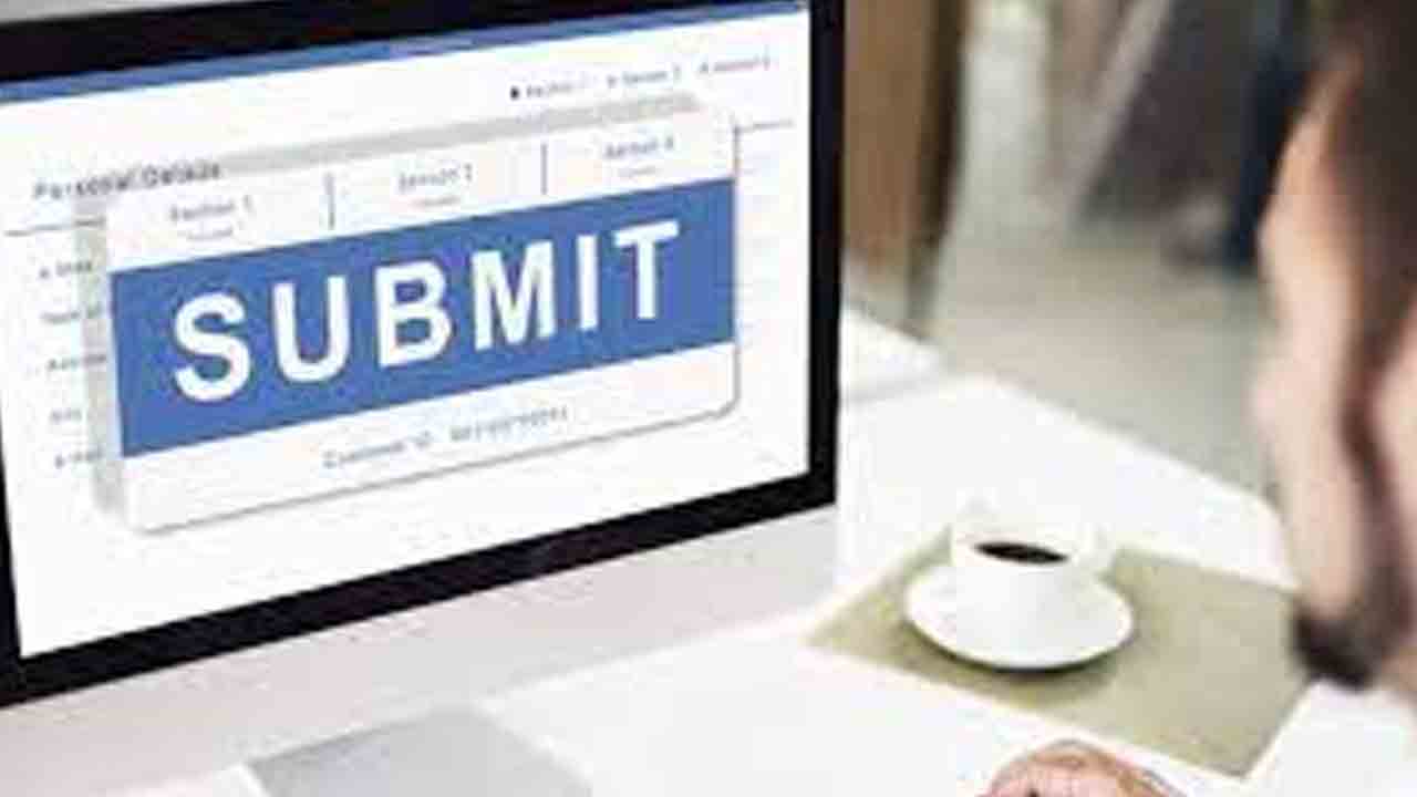 తెలంగాణ వైపు ఏపీ విద్యార్థుల చూపు