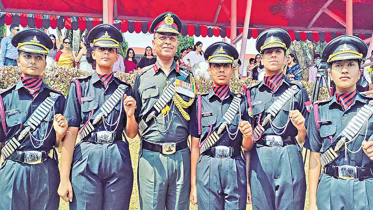 సవాళ్లను ఎదుర్కొనే వీరనారీలు