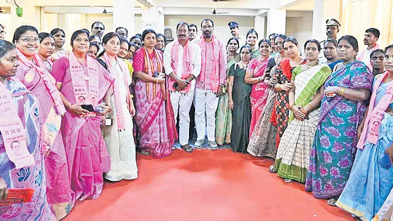 బీజేపీ తప్పుడు ప్రచారాలను తిప్పి కొట్టాలి