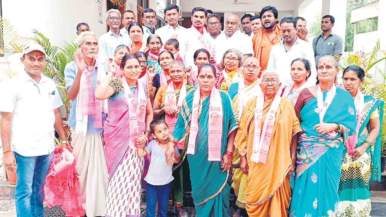 ఓట్లు దండుకునేందుకే కుట్రలు