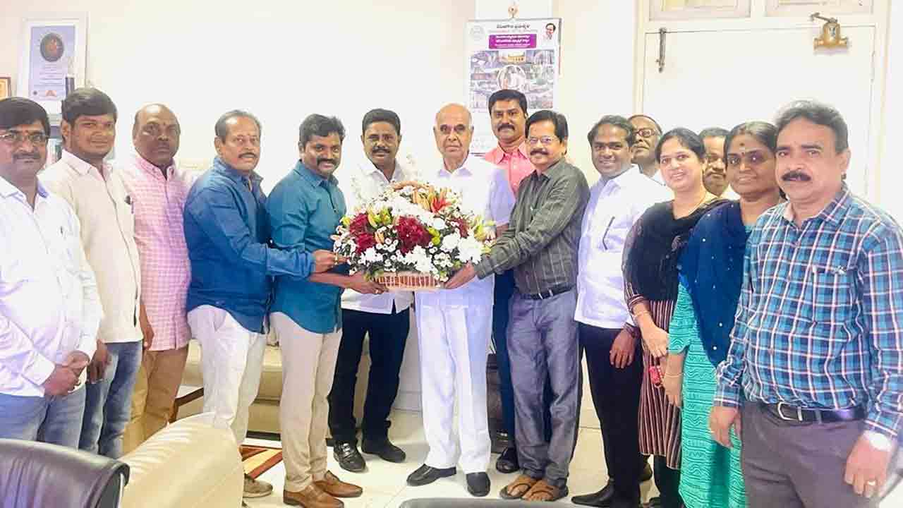 CM KCR | సీఎం కేసీఆర్‌కు విద్యుత్ అకౌంట్స్ ఆఫీస‌ర్స్ అసోసియేష‌న్స్ ధ‌న్య‌వాదాలు