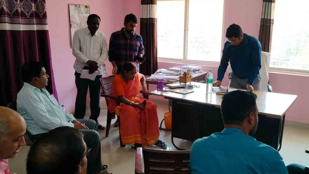 SSC Exams | టెన్త్‌ జవాబు పత్రాల మిస్సింగ్‌ కలకలం.. పోస్టల్‌శాఖలో ఇద్దరిపై వేటు