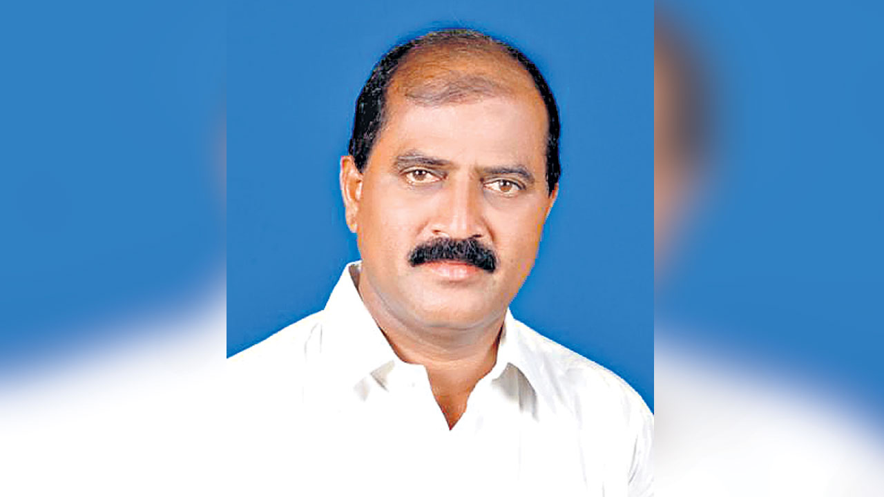 బడుగులకు గౌరవం అంబేద్కర్‌