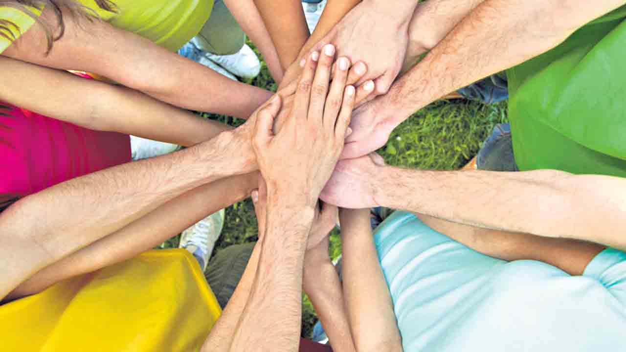 సోషల్‌ ఫిట్‌నెస్‌ ముఖ్యం