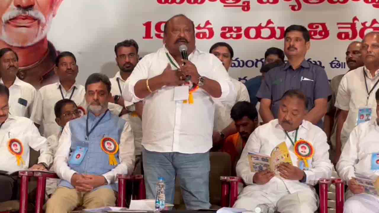 Gangula Kamalaker | బీసీల‌కు వెనుక‌కు నెట్టేస్తున్న మోదీ ప్ర‌భుత్వం : మంత్రి గంగుల క‌మ‌లాక‌ర్