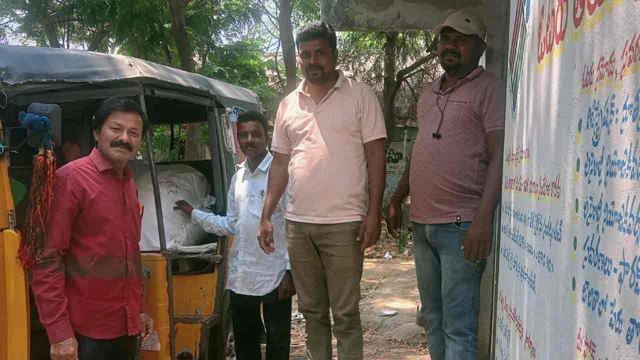 రంజాన్‌ కానుకలు వచ్చేశాయ్‌..