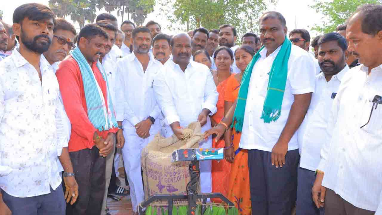 ప్రతి ధాన్యపు గింజనూ కొంటాం