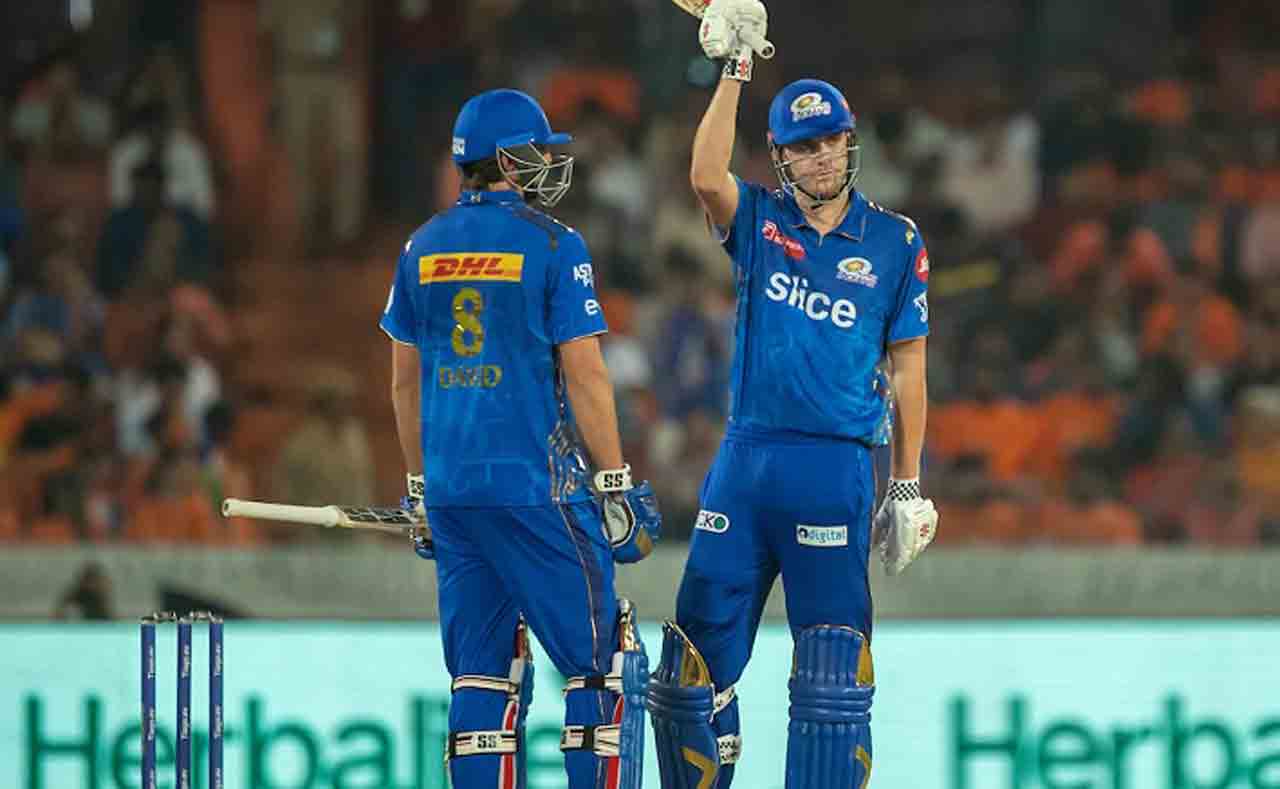 IPL 2023 : హాఫ్ సెంచ‌రీ బాదిన గ్రీన్ .. హైద‌రాబాద్ టార్గెట్ ఎంతంటే..?