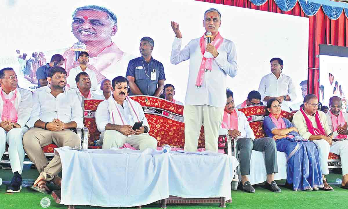 Harish rao |  ఏపీని గాలికొదిలిన అధికార, విపక్షాలు.. విశాఖ ఉక్కును అమ్ముతున్నా ఉలుకు లేదు: మంత్రి హరీశ్‌రావు