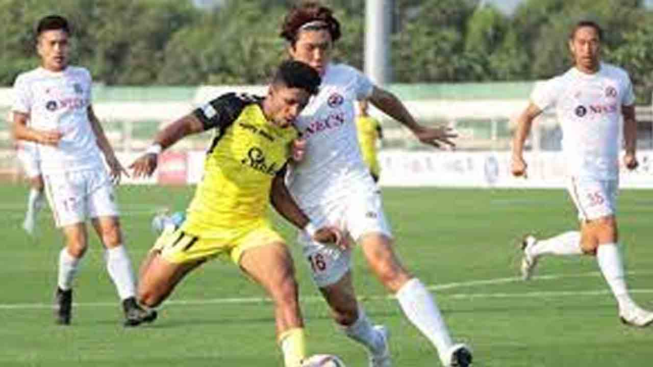 హైదరాబాద్‌ శుభారంభం