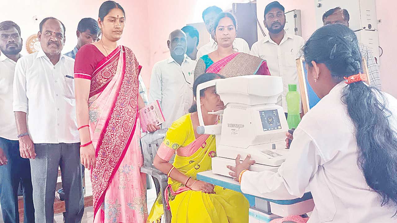 నిర్విరామంగా ‘కంటి వెలుగు’