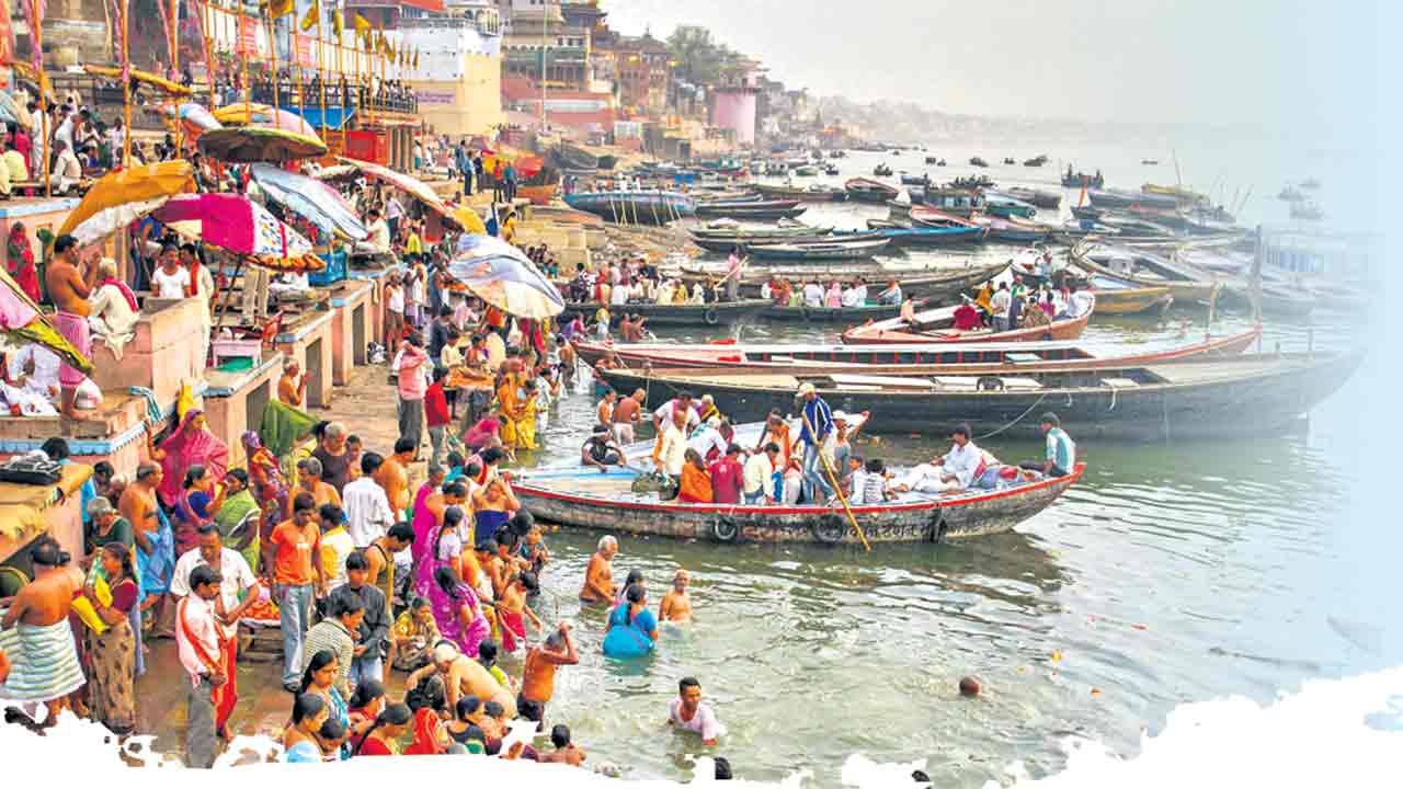 పుణ్యాన మునగంగా.. పాపాలు కడగంగ