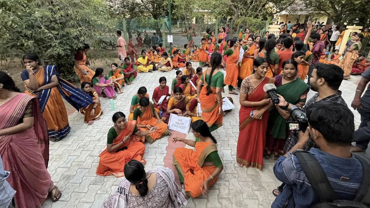 Kalakshetra Foundation: చెన్నై క‌ళాక్షేత్ర ప్రొఫెస‌ర్‌పై లైంగిక వేధింపుల కేసు