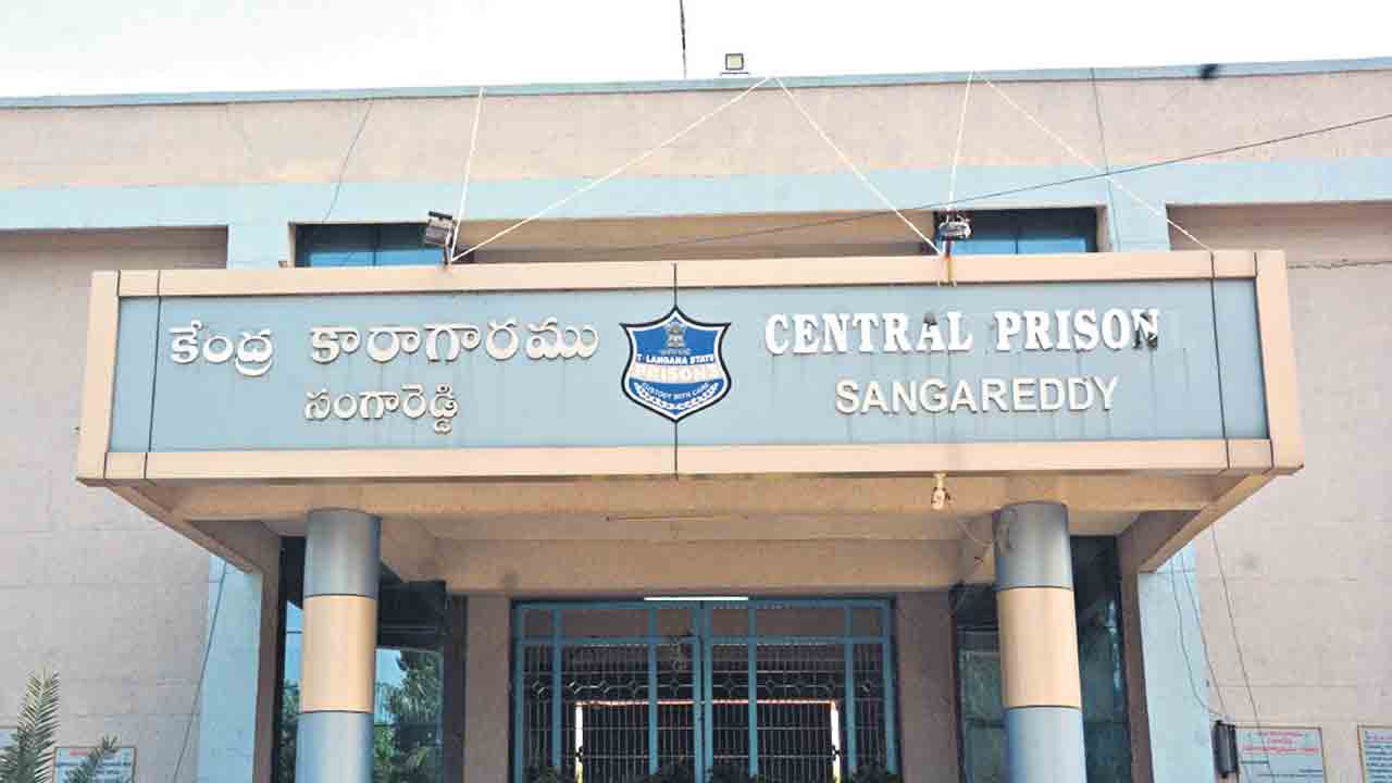 Kandi Central Jail | ఆదర్శంగా కంది కేంద్ర కారాగారం.. ఈ జైలుకు వచ్చిన ఖైదీల ఆలోచనలు మారిపోవాల్సిందే