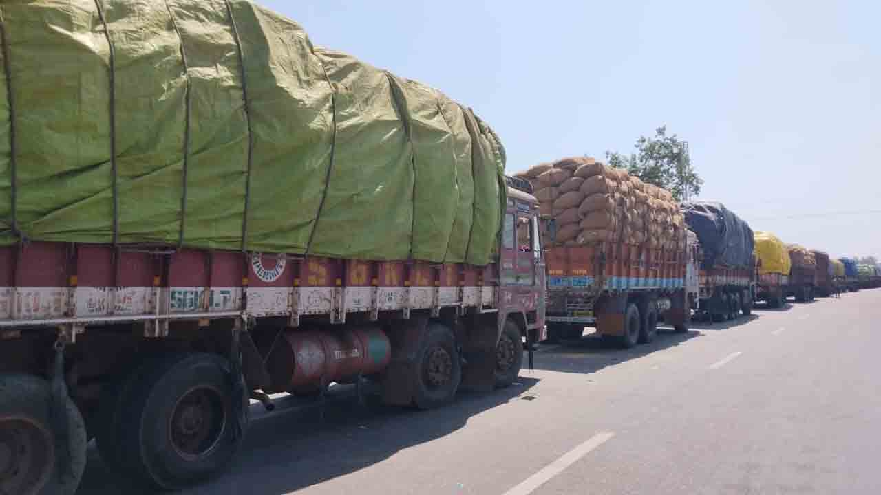 ఏపీ ధాన్యం నిలిపివేత