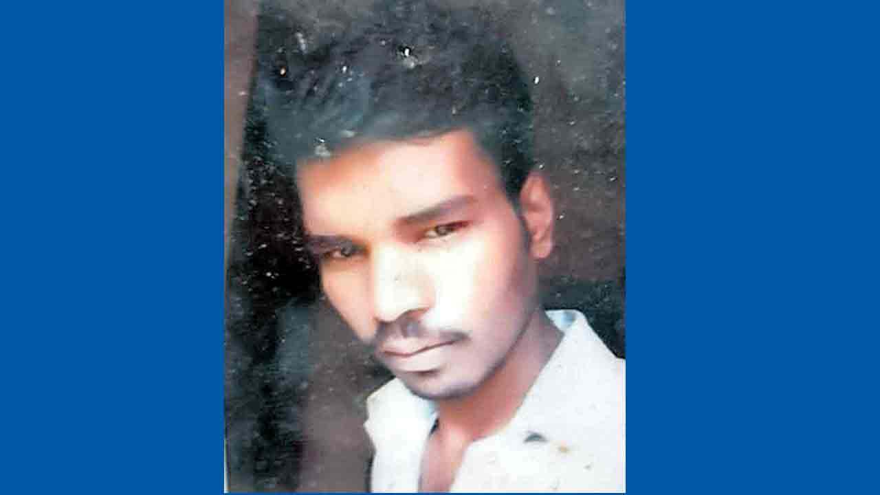 గాగిళ్లాపూర్‌లో యువకుడి దారుణ హత్య