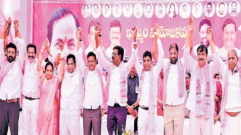 రేణుకాచౌదరికి దమ్ముంటే నాపై పోటీ చేయాలి: పువ్వాడ అజయ్‌కుమార్‌