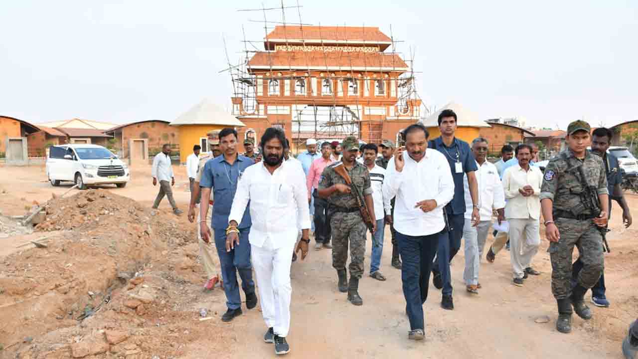 ట్యాంక్‌బండ్‌ పనులు పరుగులు పెట్టాలి