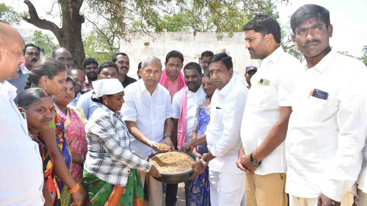 MLA Ramesh Babu | అకాల వర్షంతో నష్టపోయిన రైతాంగాన్ని ఆదుకుంటాం : ఎమ్మెల్యే రమేశ్‌ బాబు