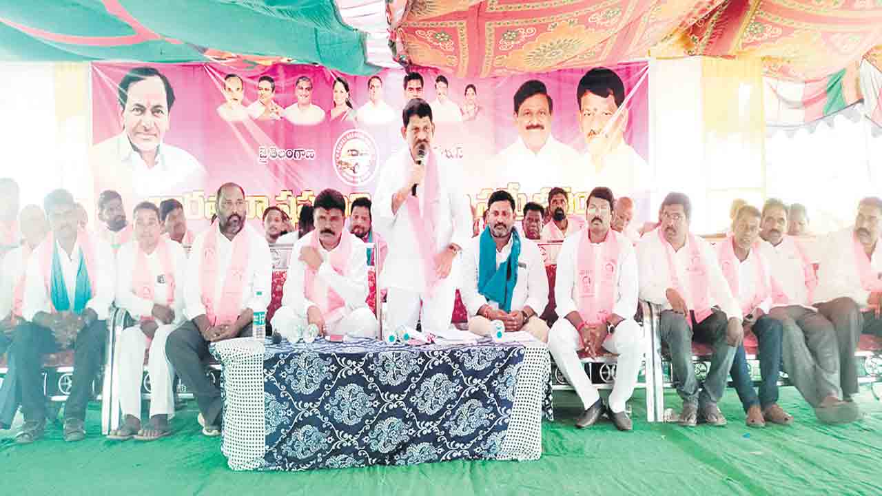 బీజేపీ కుట్రలను తిప్పికొడుదాం