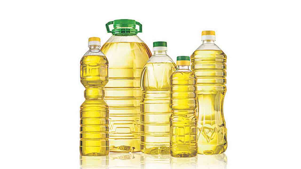 Cooking Oil | వంట నూనెల దిగుమతి కోసమే 1.56 లక్షల కోట్లు ఖర్చు.. కేంద్రం నిర్లక్ష్యంతో దేశ సంపద విదేశాలకు!