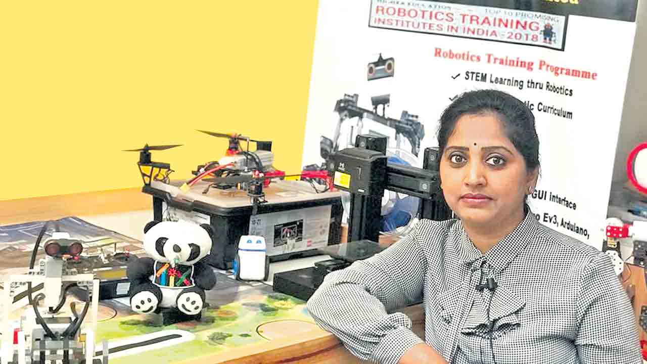 బాల్యం కోసం.. రోబోటిక్స్‌!