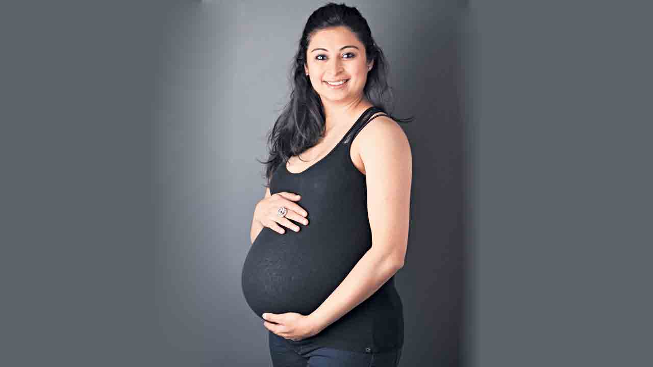 Pregnancy | గర్భిణులు కడుపులో బిడ్డకు సరిపోయే ఆహారం కూడా తినాలా? అది ఎంత ప్రమాదమో తెలుసా?