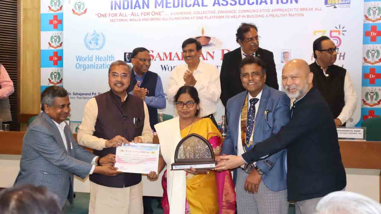 Telangana | తెలంగాణ‌కు ద‌క్కిన మ‌రో గౌర‌వం.. న‌ర్సింగ్ ఎక్స‌లెన్స్ అవార్డు అందుకున్న నిలోఫ‌ర్ న‌ర్సు