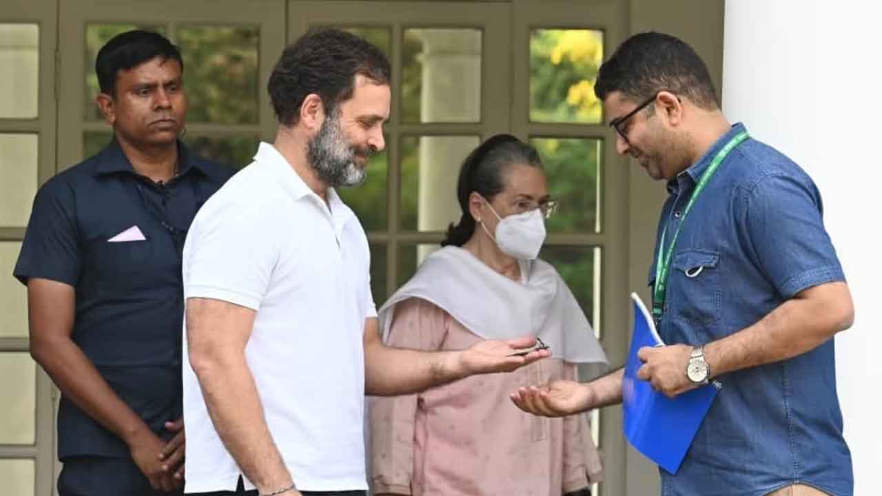 అధికార నివాసాన్ని ఖాళీ చేసిన రాహుల్‌