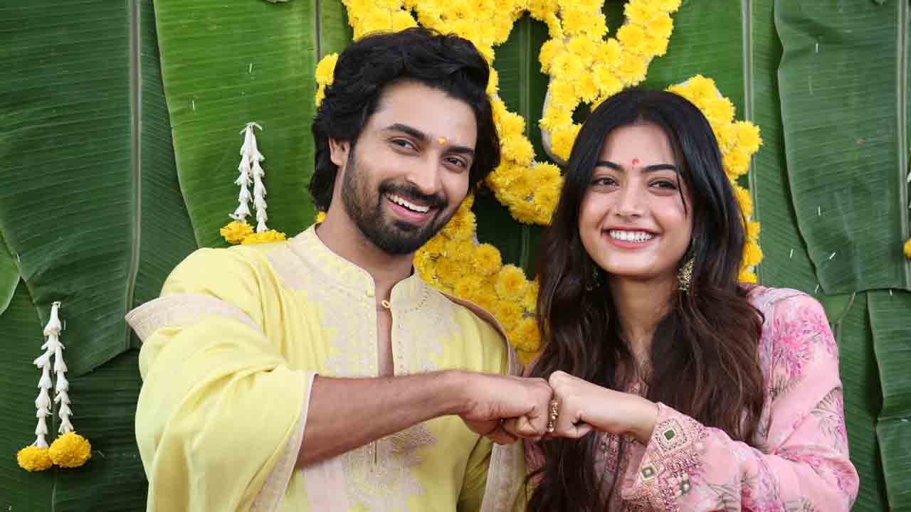 ఏడురంగుల ప్రేమకథ