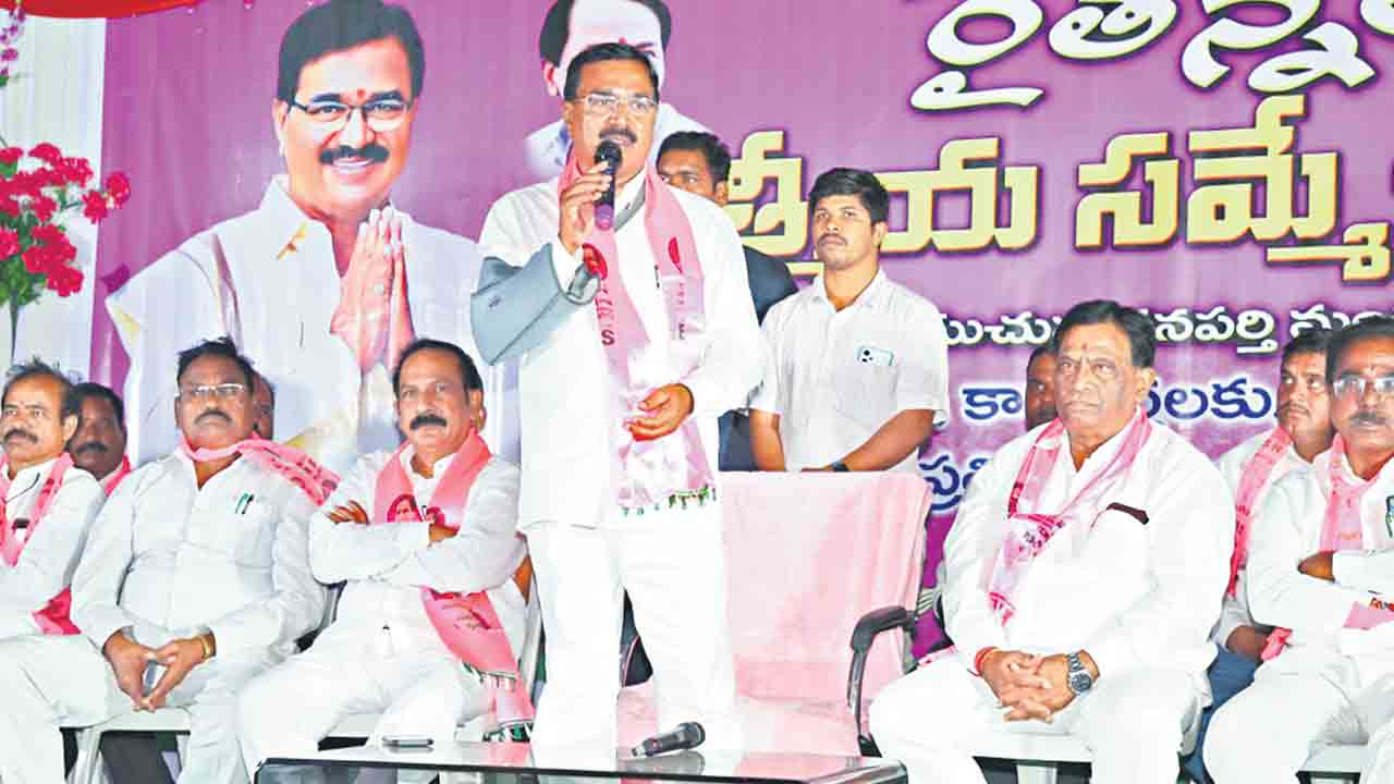 మోదీని ఢీకొనే మొనగాడు కేసీఆరే