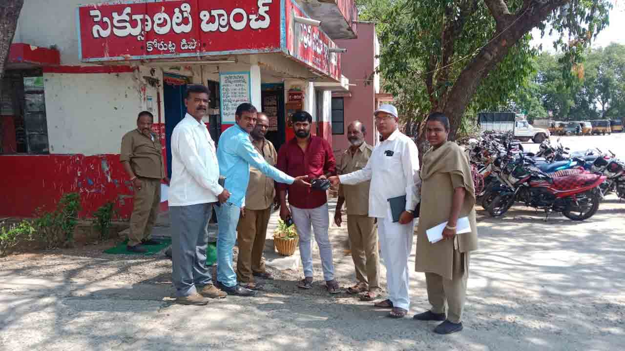 ఆర్టీసీ డ్రైవర్ల నిజాయితీ