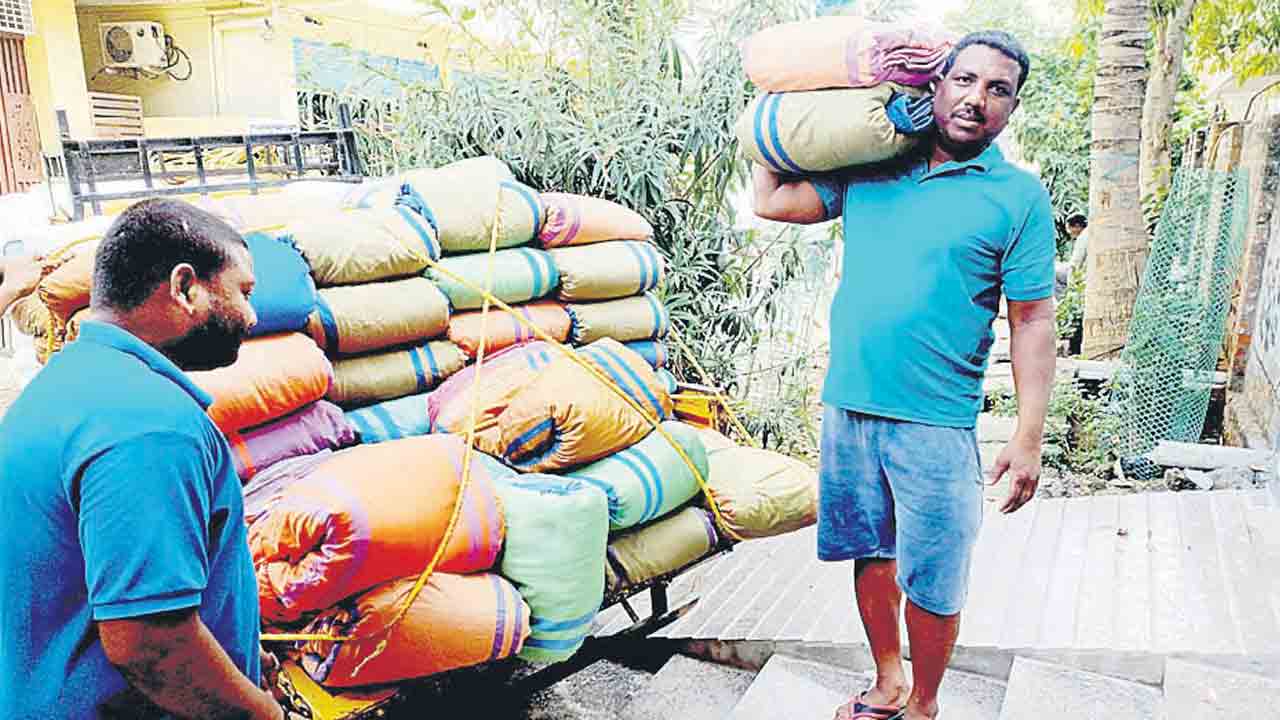 Sircilla | నేతన్నకు చేతినిండా పని.. తమిళనాడు ‘అమ్మ’ చీరెల ఆర్డర్‌ కూడా సిరిసిల్లకే