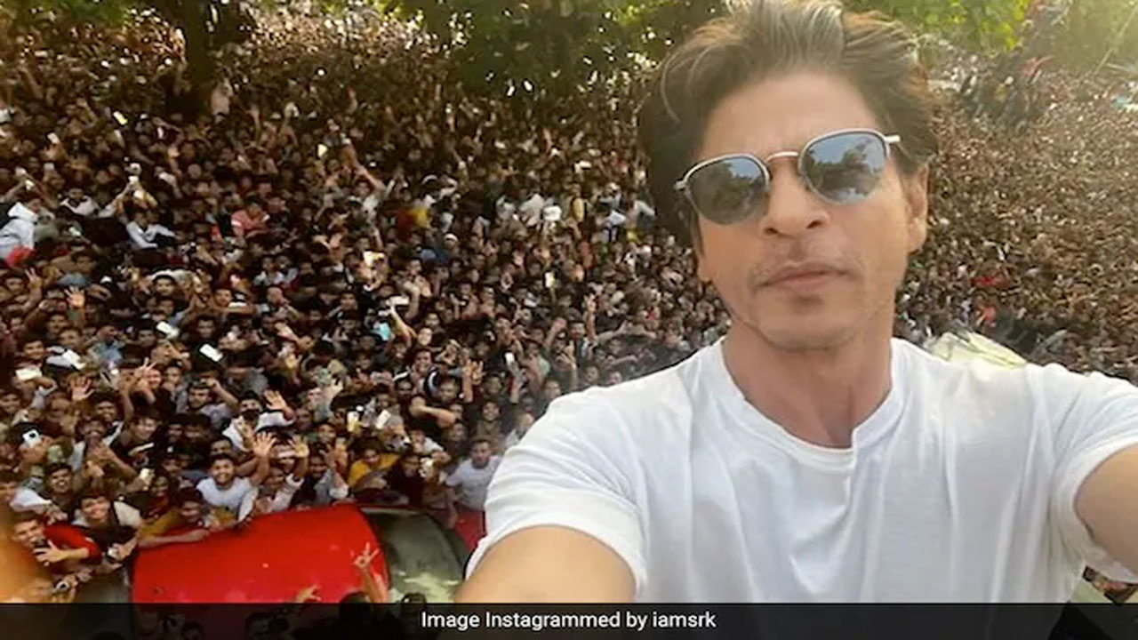 Twitter Blue Tick: ట్విట్ట‌ర్‌ వెరిఫైడ్ బ్లూటిక్ కోల్పోయిన‌ అమితాబ్‌, షారూక్‌, కోహ్లీ