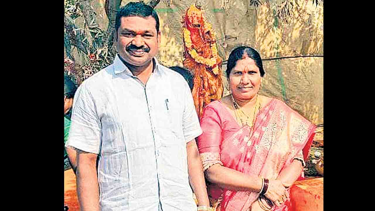 ఎస్సై దంపతుల ఆత్మహత్య