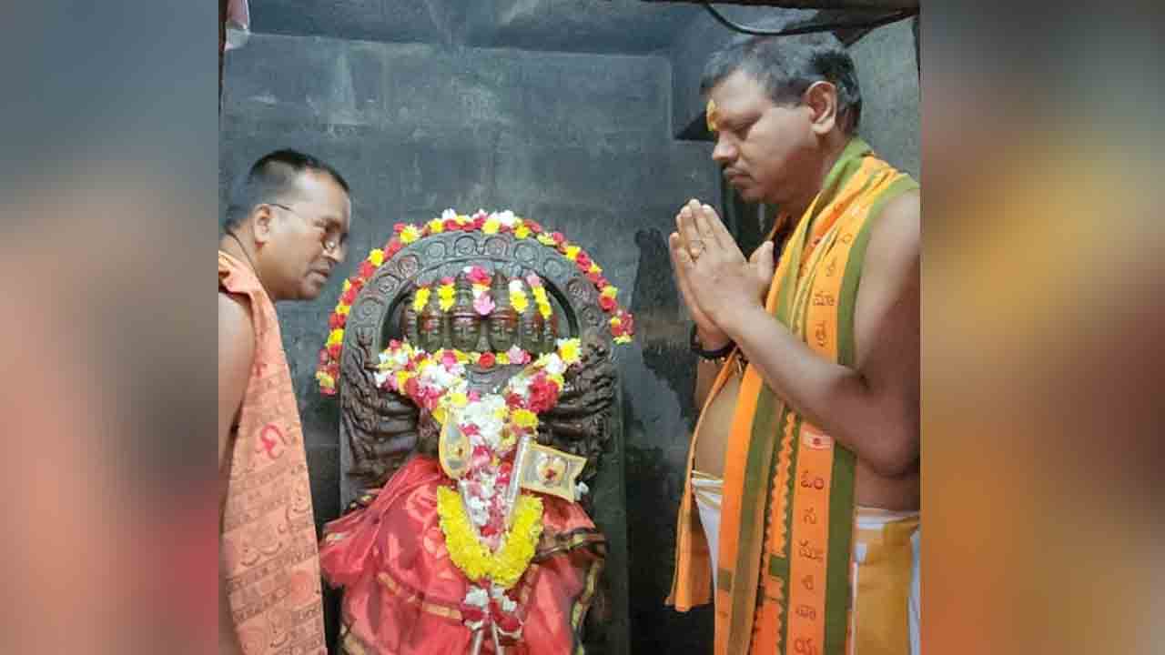 Srisailam | శ్రీశైలంలో శాస్ర్తోక్త పూజలు.. సాక్షి గ‌ణ‌ప‌తి, జ్వాలా వీర‌భ‌ద్రునికి పంచామృతాభిషేకాలు..